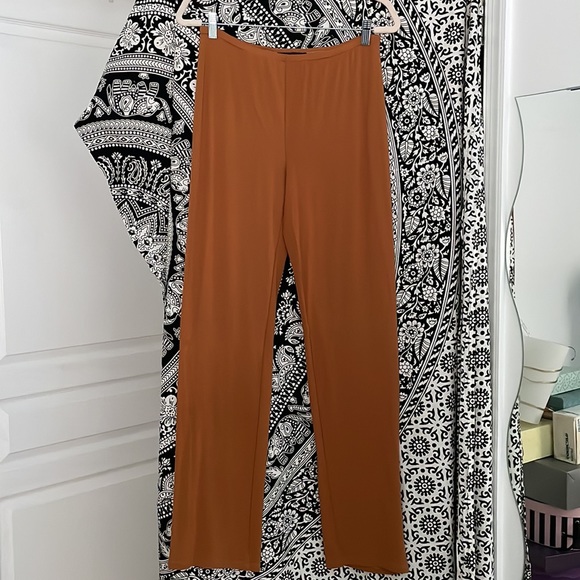 LAUNDRY BY SHELLI SEGAL NUTMEG NYLON SPANDEX TOP AND PANTS - Picture 4 of 14